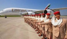 阿联酋航空空姐爆料视频,空姐亲述幕后故事与真实工作体验